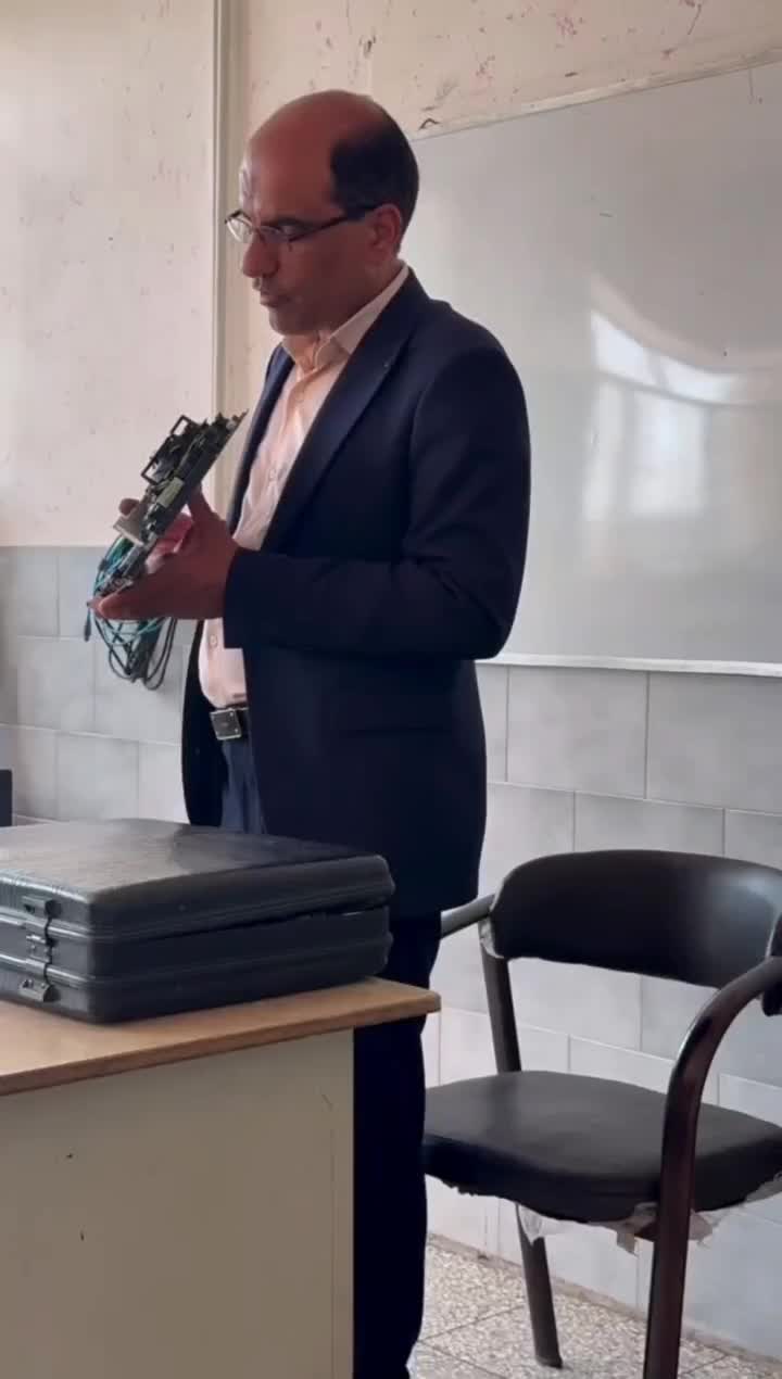 آموزش تعمیرات و مونتاژ لپ تاپ و کامپیوتر|خدمات آموزشی|میبد, |دیوار