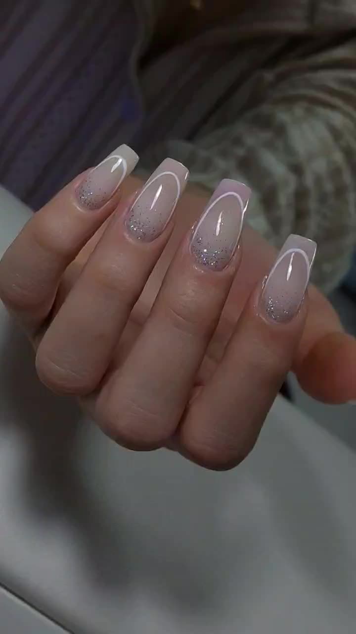 کاشت ناخن اندیشه فاز چهار  بالاک فقط ۴۰۰|خدمات آرایشگری و زیبایی|اندیشه, اندیشه فاز ۳|دیوار