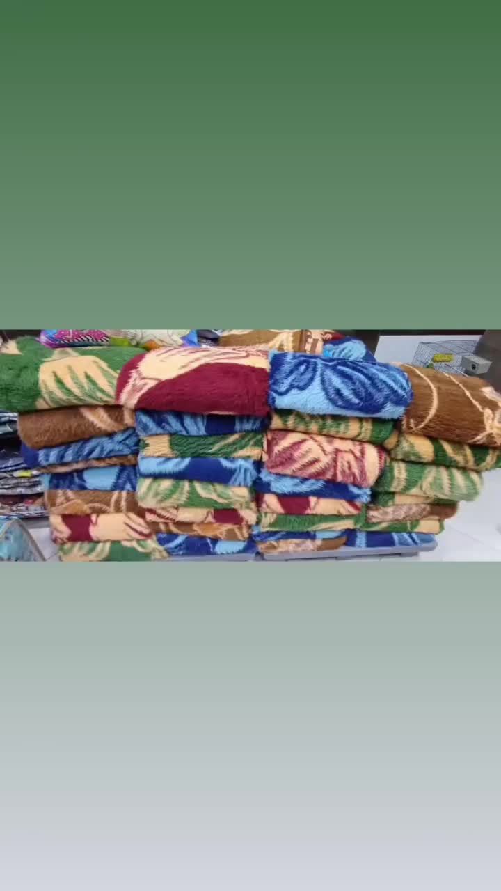 نمایندگی پتو زمستانی نخ اکرلیک جاهای سرد باغ ویلا|رختخواب، بالش، پتو|تهران, چیتگر جنوبی|دیوار
