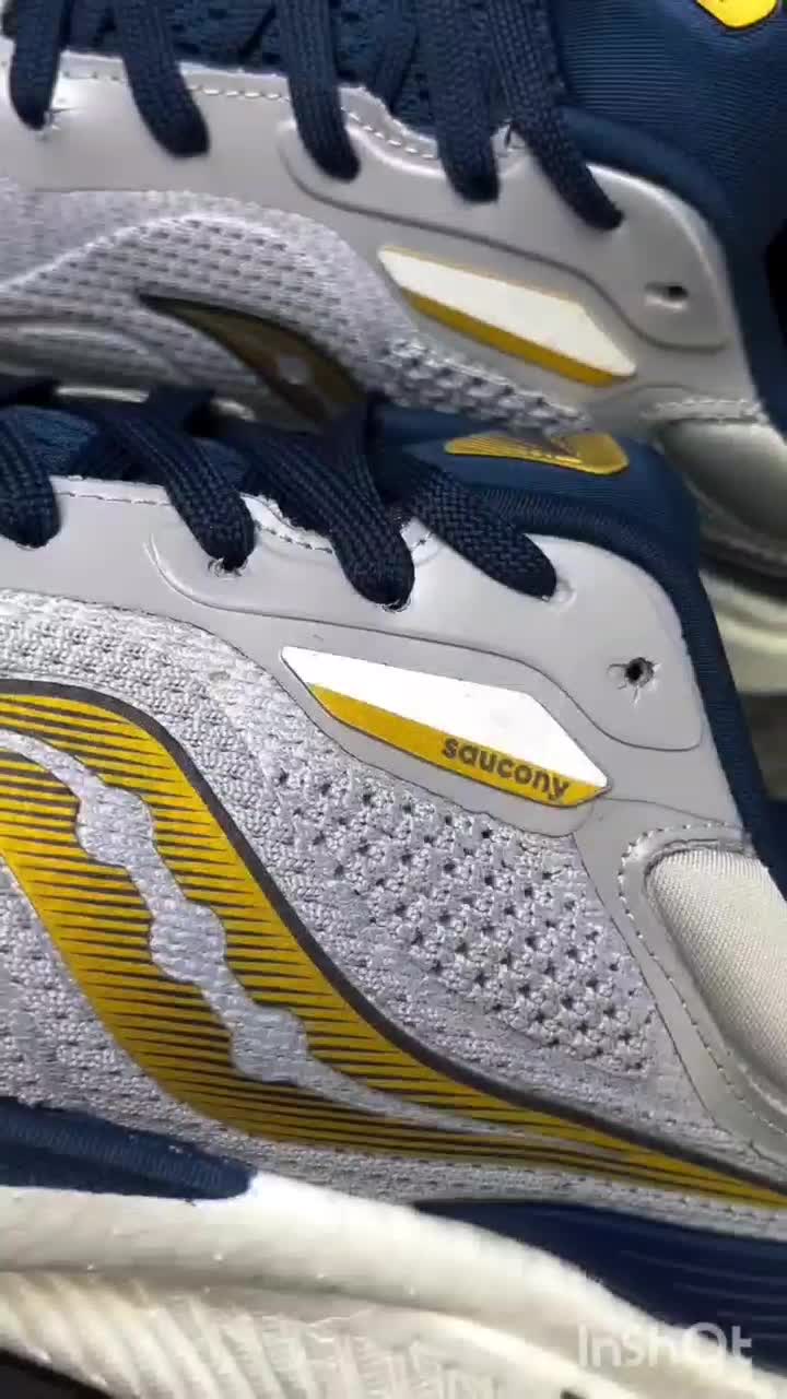 (کفش بابک ترکان)اسپرت طبی ساکونیsakoni لاکچری کربن|کیف، کفش، کمربند|تبریز, |دیوار