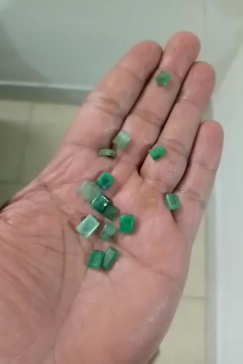 زبرجد.زمردپنجشیر.لعل.|جواهرات|مشهد, انقلاب|دیوار