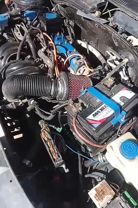 پژو ۴۰۵ لوازمی فول تقویت|خودرو سواری و وانت|خوی, |دیوار