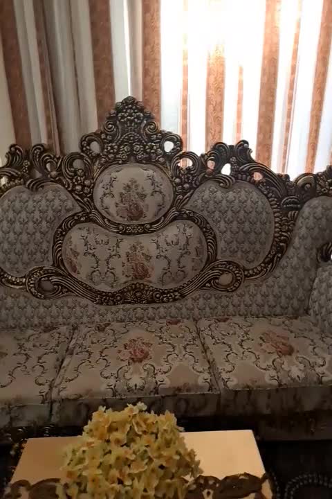 تعدادی وسایل منزل زیر قبمت|مبلمان خانگی و میز عسلی|سیرجان, |دیوار