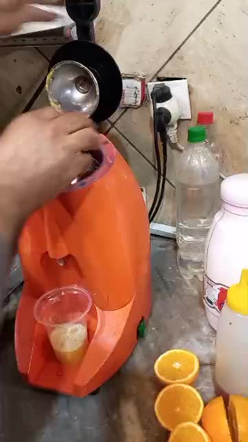 اب پرتقال گیری کونیل اسپانیا|کافی‌شاپ و رستوران|گرگان, |دیوار