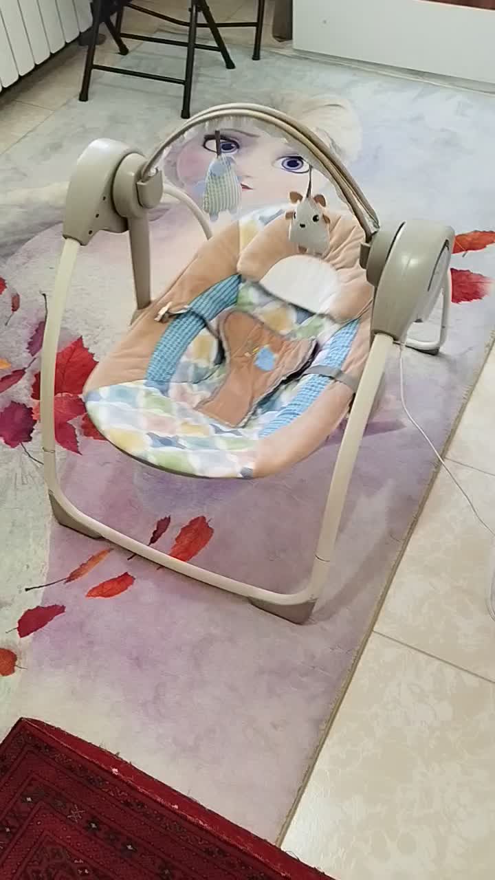 گهواره برقی موزیکال|اسباب و اثاث بچه|پردیس, فاز ۳|دیوار