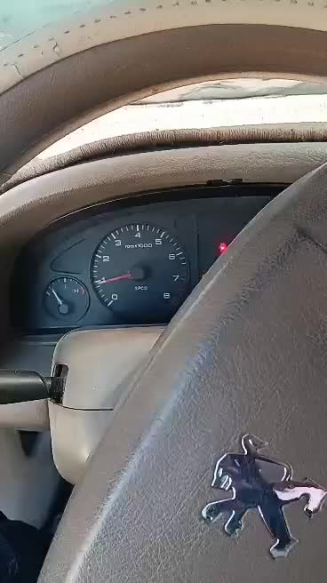 405 مدل 92 در حد|خودرو سواری و وانت|قشم, |دیوار