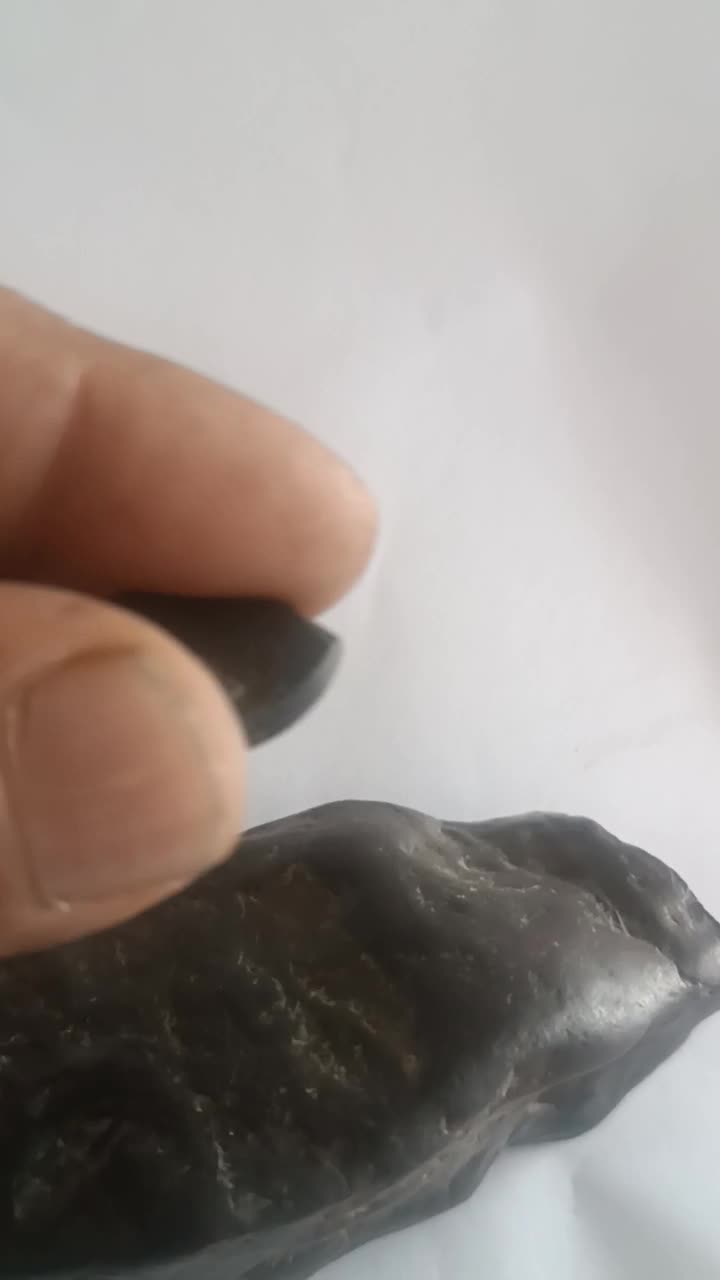 شهاب سنگ با چگالی ۴|جواهرات|میاندوآب, |دیوار