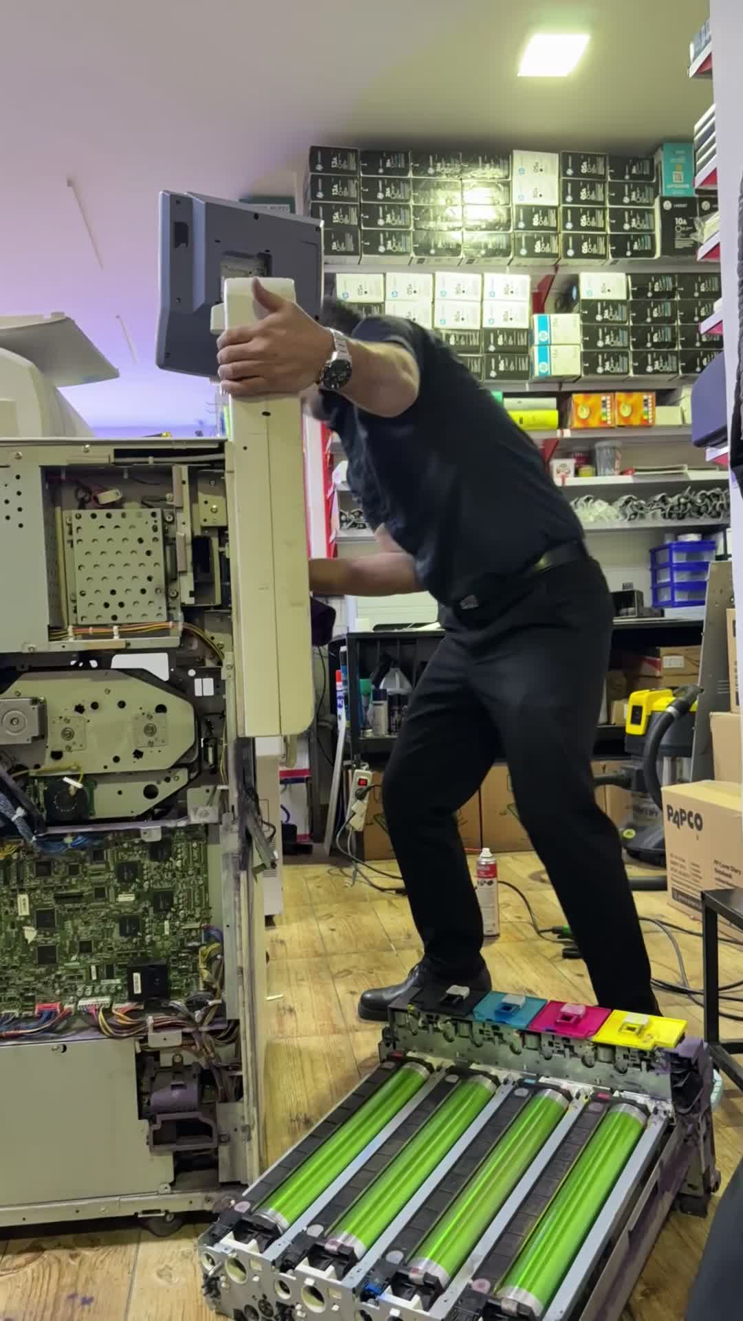 سرویس کار دستگاه فتوکپی توشیبا|خدمات پیشه و مهارت|تهران, ایرانشهر|دیوار