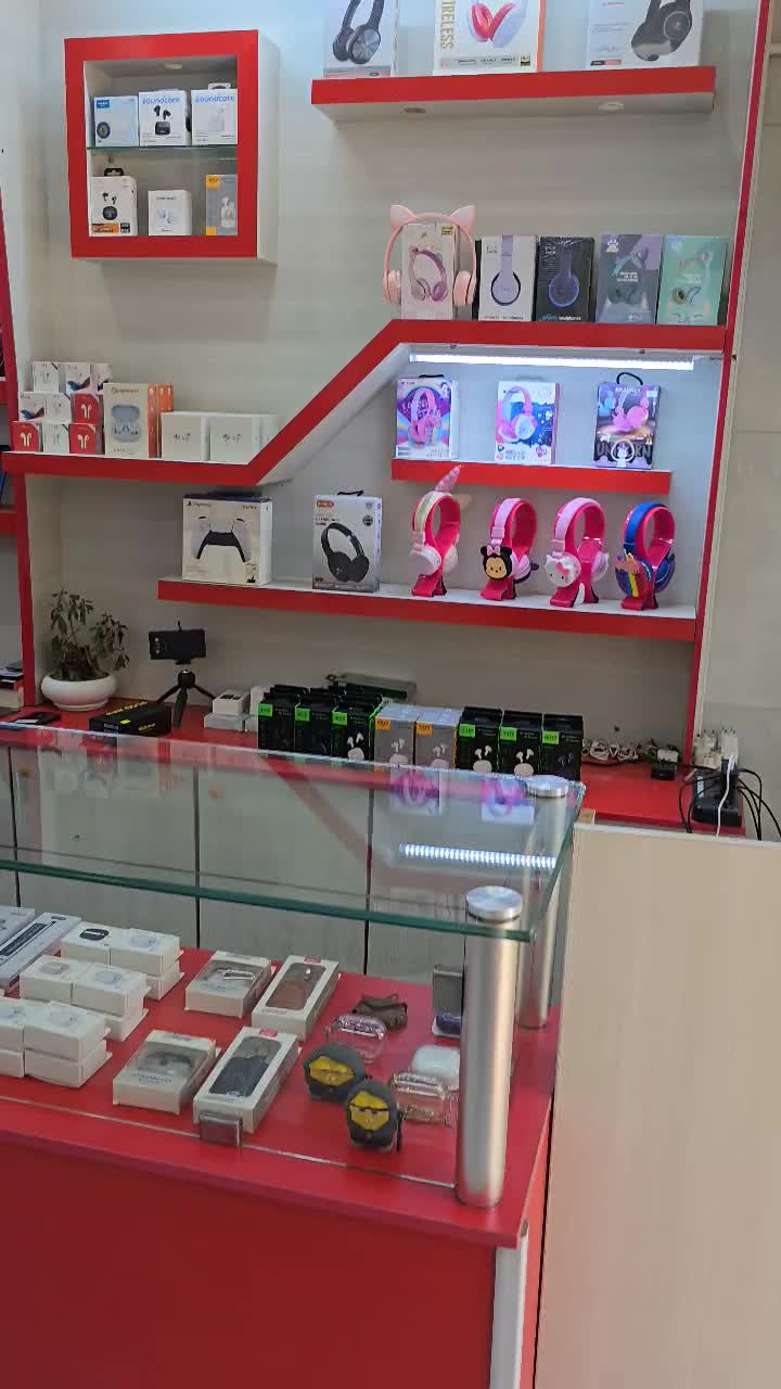 دکوراسیون فروشگاه موبایل و لپ تاپ|فروشگاه و مغازه|شاهین‌شهر, گزبرخوار|دیوار