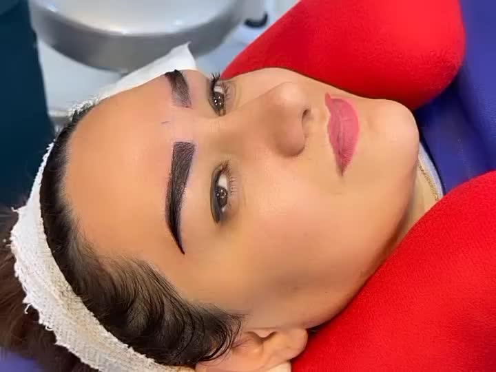 کاشت دائمی ابرو رشت|خدمات آرایشگری و زیبایی|رشت, گلسار|دیوار