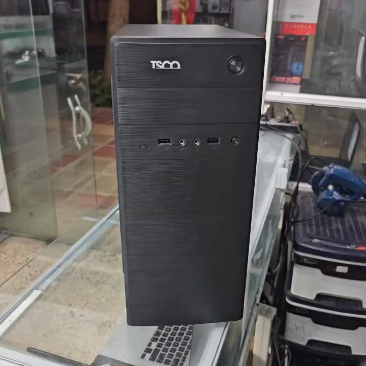 کیس کامپیوتر گیمینگ سطح متوسط i7 گرافیک ۲ رم۱۶|رایانه رومیزی|یاسوج, |دیوار