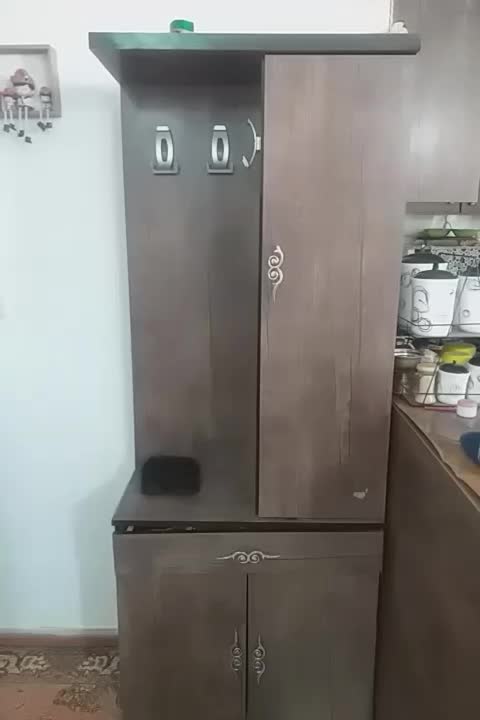 جاکفشی قدی|جاکفشی، کمد، دراور|دامغان, |دیوار