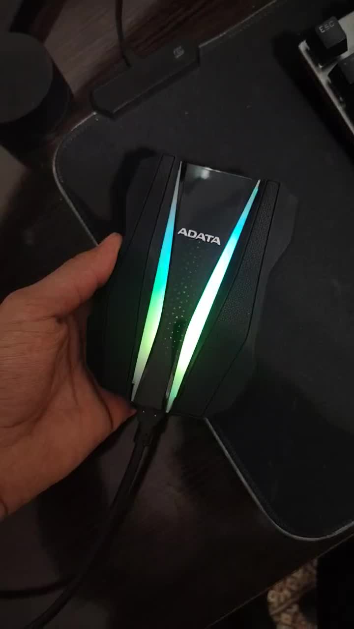 هارد ADATA 2T دو ترا بایت نو hd770g|قطعات و لوازم جانبی رایانه|اصفهان, ملک‌شهر|دیوار