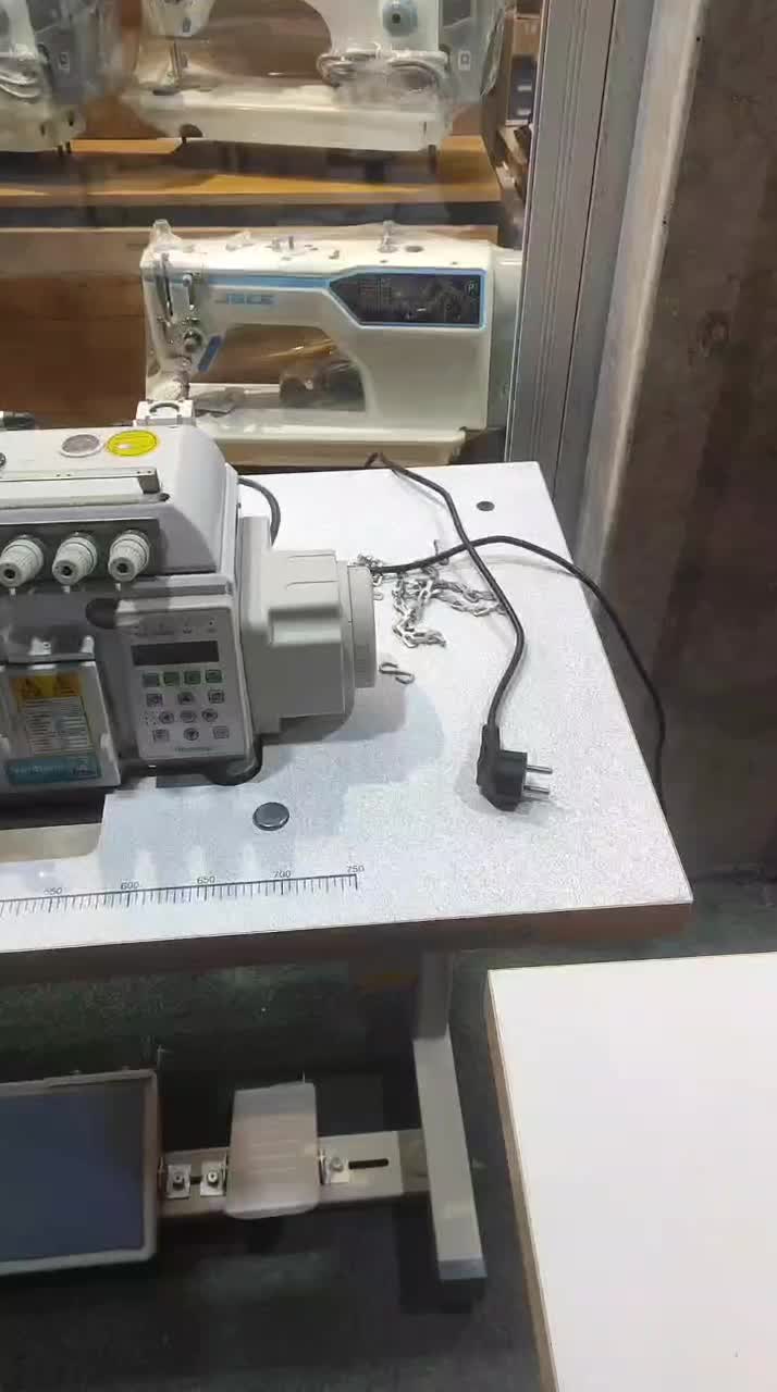 چرخ سردوز چهار نخ سرنخ زن دار نانبنگ|چرخ خیاطی و ریسندگی|رشت, حسین آباد|دیوار