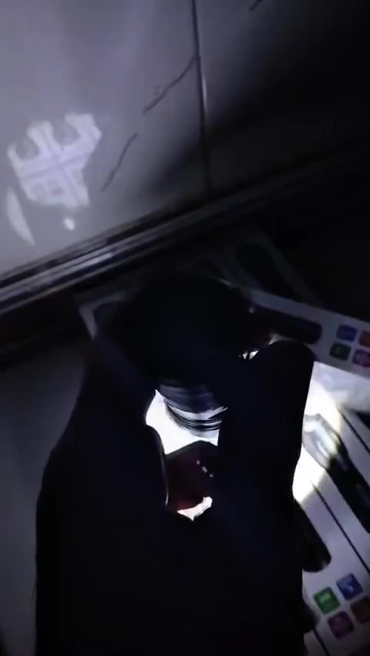 چراغ قوه دو لامپه و قابل شارژ نور سفید و UV|لامپ و چراغ|کوهدشت, |دیوار