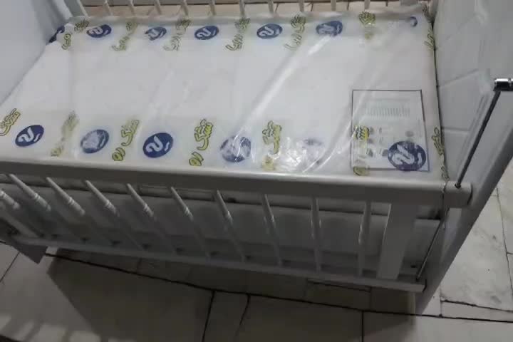 تخت خواب نوزاد|تخت و صندلی بچه|اهواز, نادری|دیوار