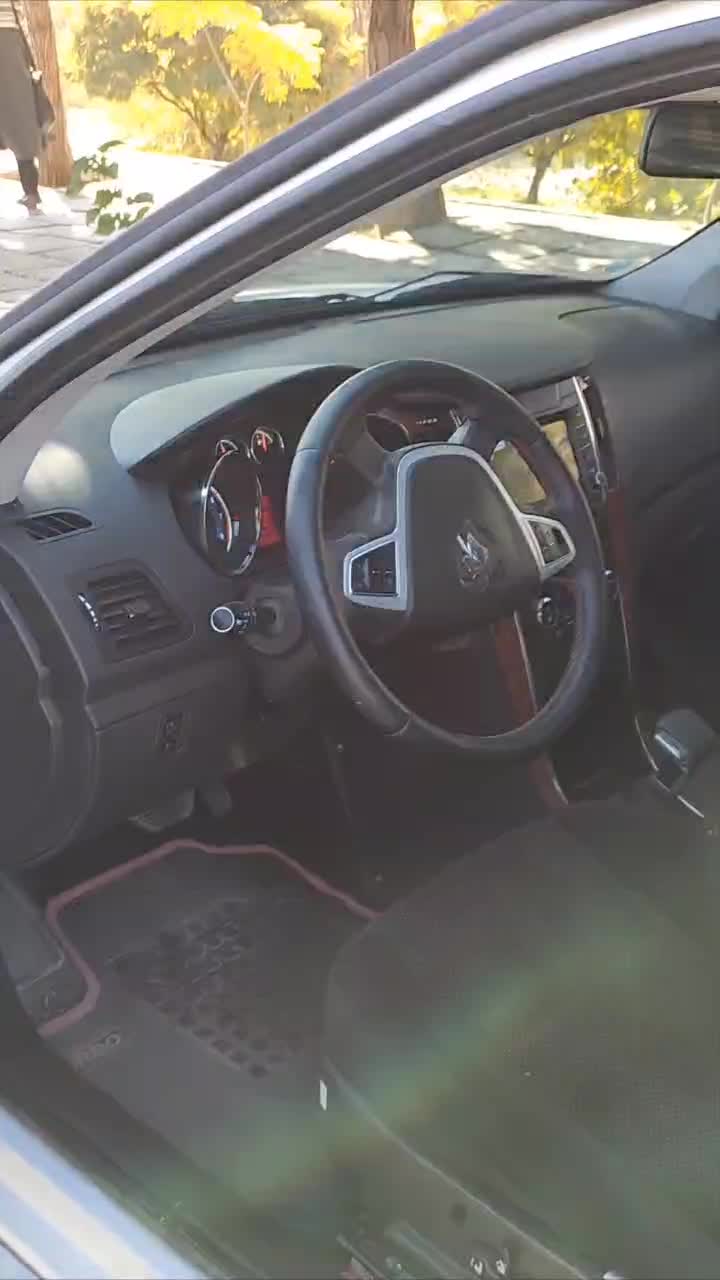 فروش ماشین|خودرو سواری و وانت|شاهین‌شهر, شهرک سایت|دیوار