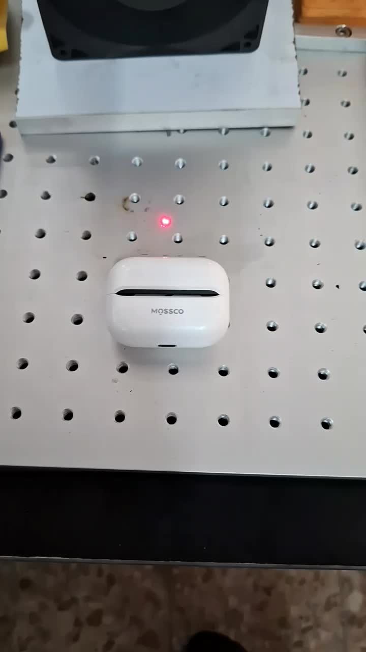 حکاکی لیزری و انواع هدایای تبلیغاتی و شخصی|خدمات رایانهای و موبایل|تهران, مسعودیه|دیوار