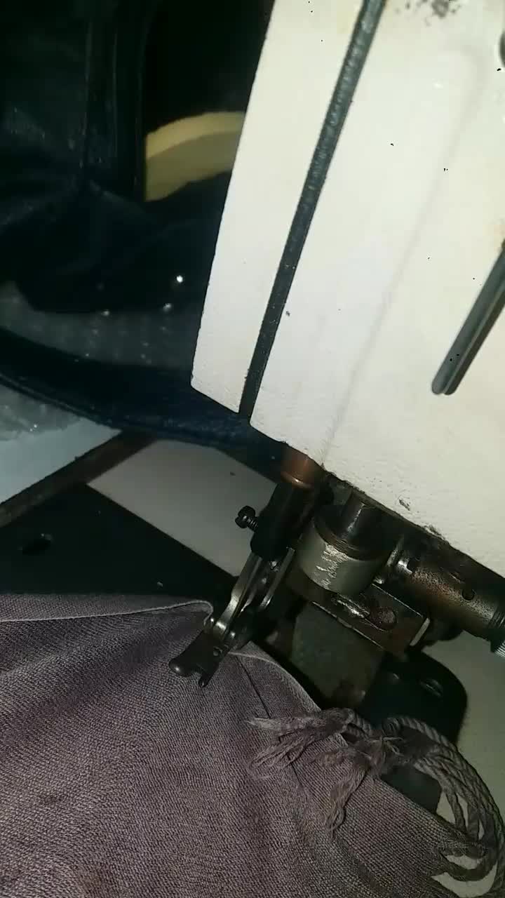 چرخ صنعتی مجهز به تیغ برش|چرخ خیاطی و ریسندگی|بندر ماهشهر, |دیوار