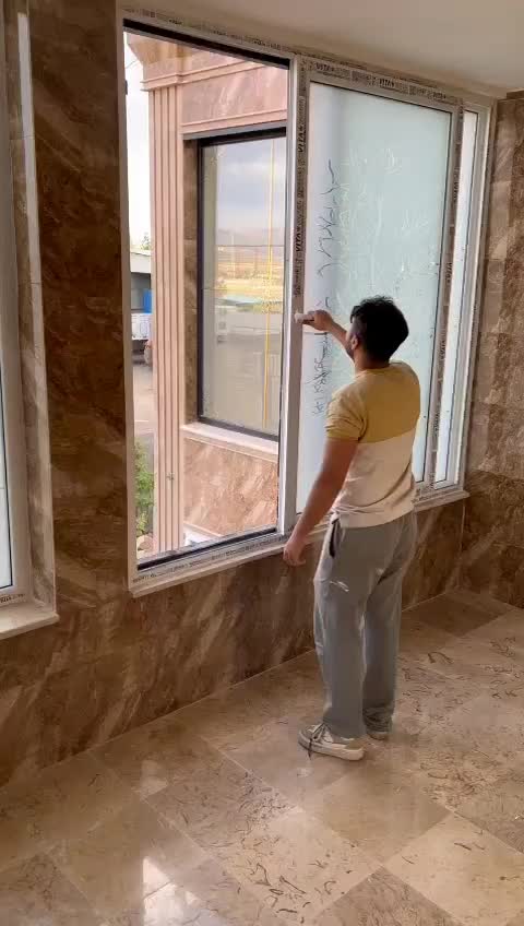 درب و پنجره دوجداره آلومینیوم و upvc|خدمات پیشه و مهارت|کرج, حصارک پایین|دیوار