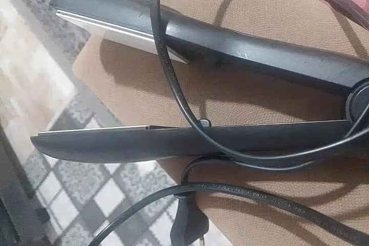 اتو مو سالم|آرایشی، بهداشتی، درمانی|رشت, انصاری|دیوار