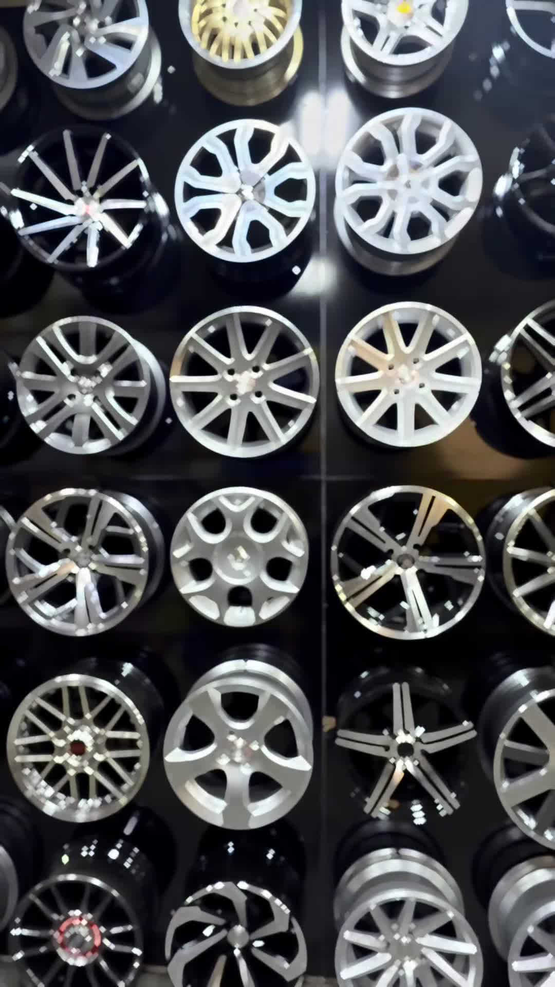 رینگ اسپورت و لاستیک و رینگ اسپرت|قطعات یدکی و لوازم جانبی|تبریز, |دیوار