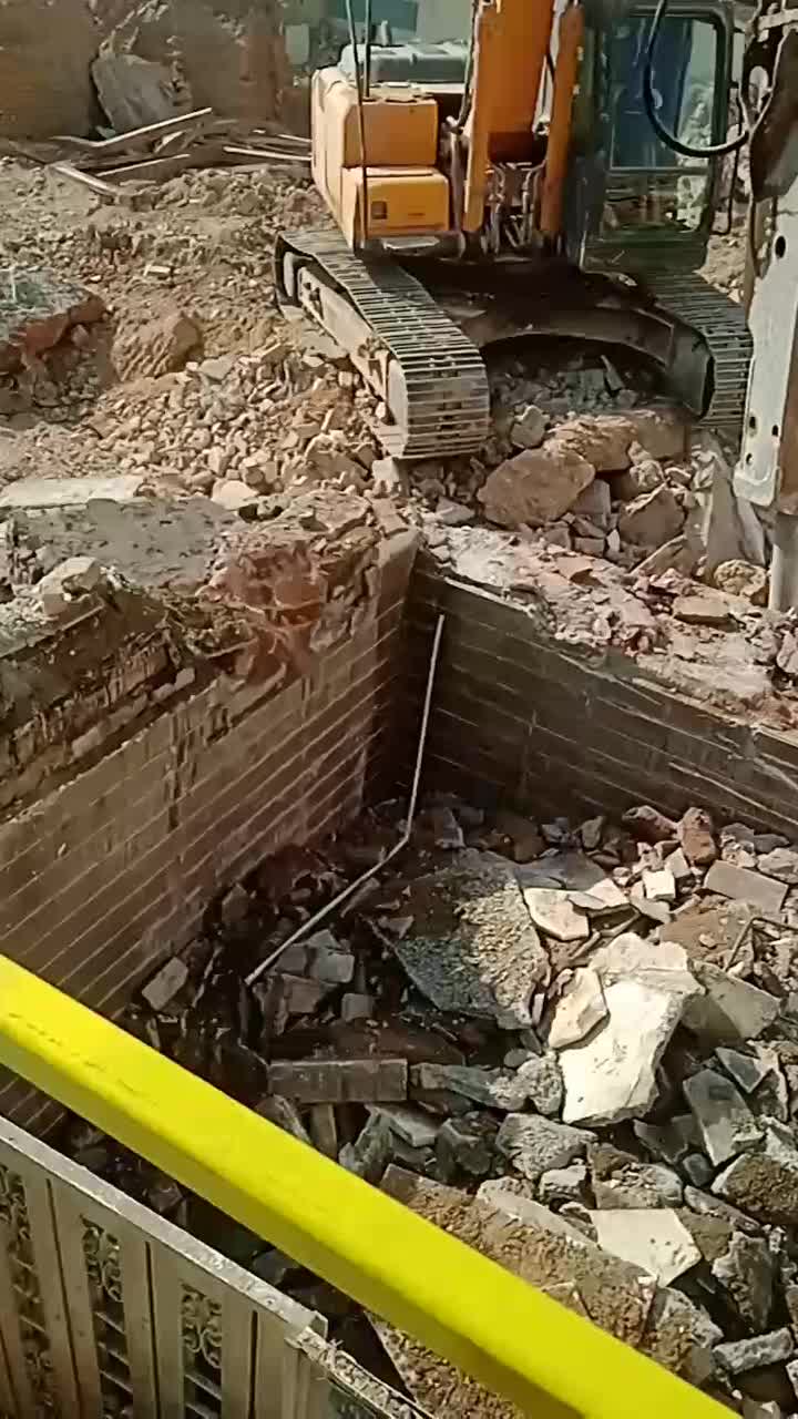 تخریب ساختمان وخاکبرداری بازسازی تعمیرات وتغییرات|خدمات پیشه و مهارت|تهران, پونک|دیوار