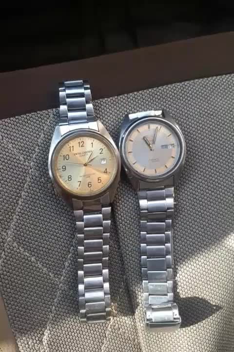 ساعت قدیمی|کلکسیون اشیاء عتیقه|گرگان, |دیوار