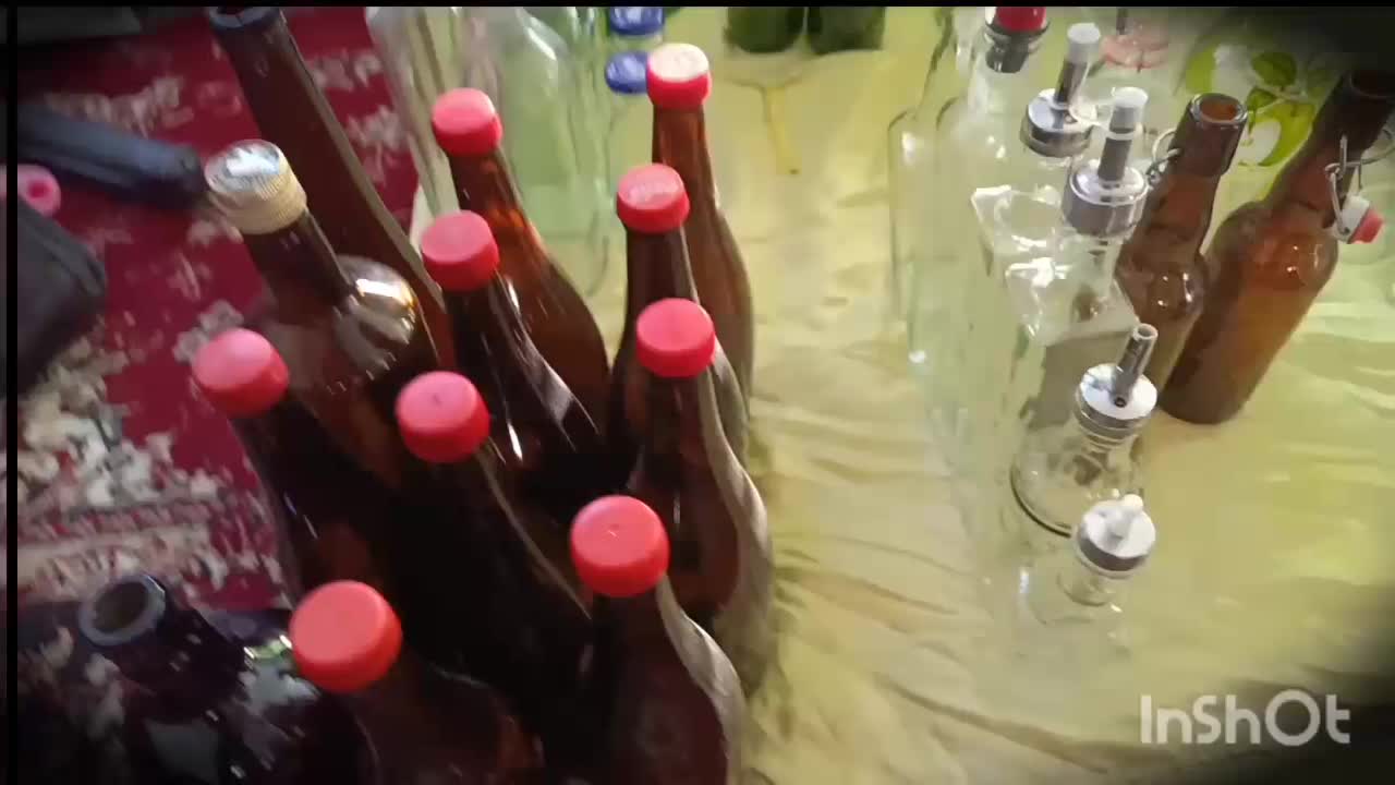 انواع شیشه ربی و ترشی در اندازه های مختلف|ظروف نگهدارنده، پلاستیکی، یکبارمصرف|یزد, |دیوار