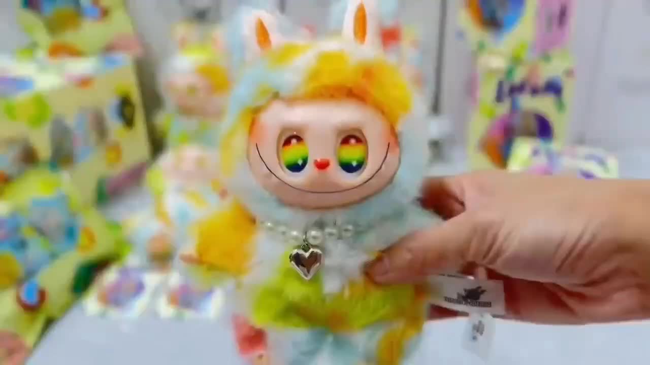 انواع عروسک لبوبو|اسباب‌بازی بچه|سنقر, |دیوار