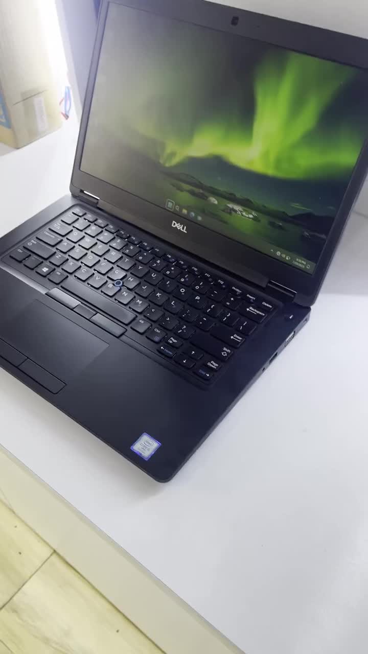 نسل ۸ i5 ssd/گرافیک۲ یک سال گارانتی شرکتی|رایانه همراه|تهران, فلاح|دیوار