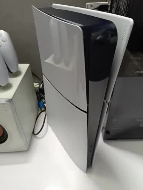 ps5 slim تمیز و سالم|کنسول، بازی ویدئویی و آنلاین|قم, شاه سید علی|دیوار