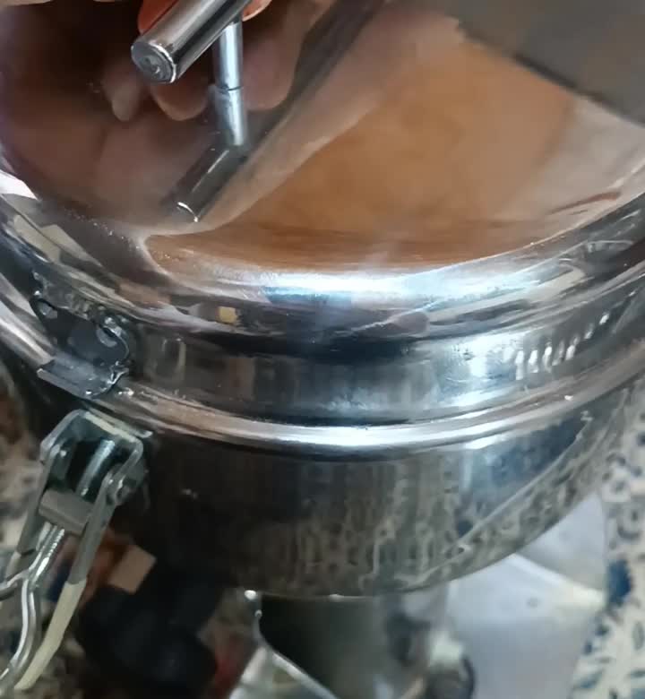 اسلایس و پودر گوجه فرنگی محلی|خوردنی و آشامیدنی|نیشابور, مدرس|دیوار