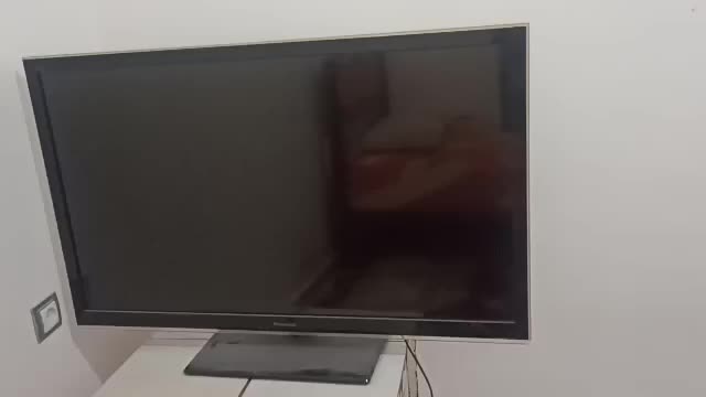 تلویزیون در حد نو TV|تلویزیون و پروژکتور|شیراز, دروازه قران|دیوار