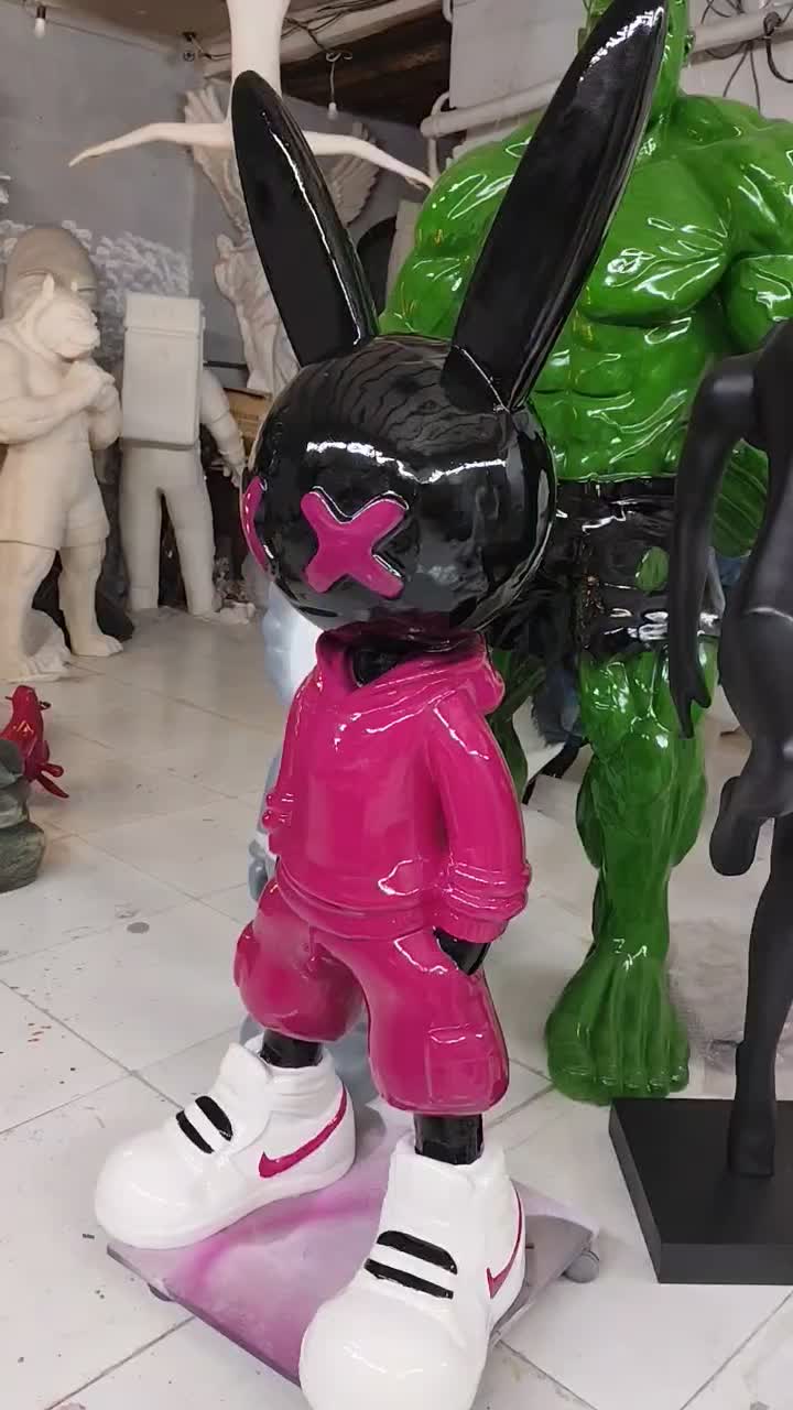 مجسمه کاوز خرگوشی|مجسمه، تندیس، ماکت|تهران, پاسداران|دیوار