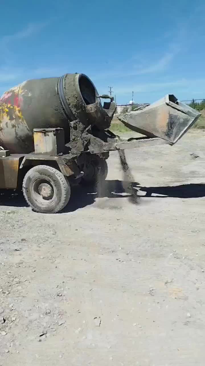 بتن ریزی با ماله پروانه ای ودوربین لیزری|خدمات پیشه و مهارت|سنندج, |دیوار