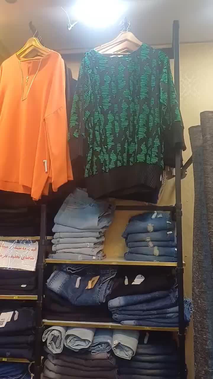 بورس شومیز سایز بزرگ اصفهان سایز ۴۴تا۶۴|لباس|اصفهان, برازنده|دیوار