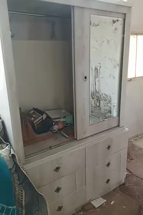 کمد ودراور|جاکفشی، کمد، دراور|محمدشهر, کوی بهار|دیوار