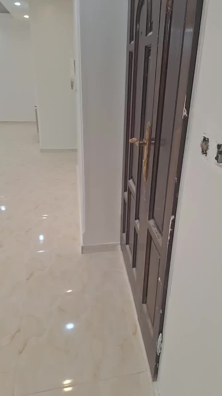 فروش اپارتمان سه خوابه سند دار دارای آسانسور|فروش آپارتمان|کرج, حصارک بالا|دیوار