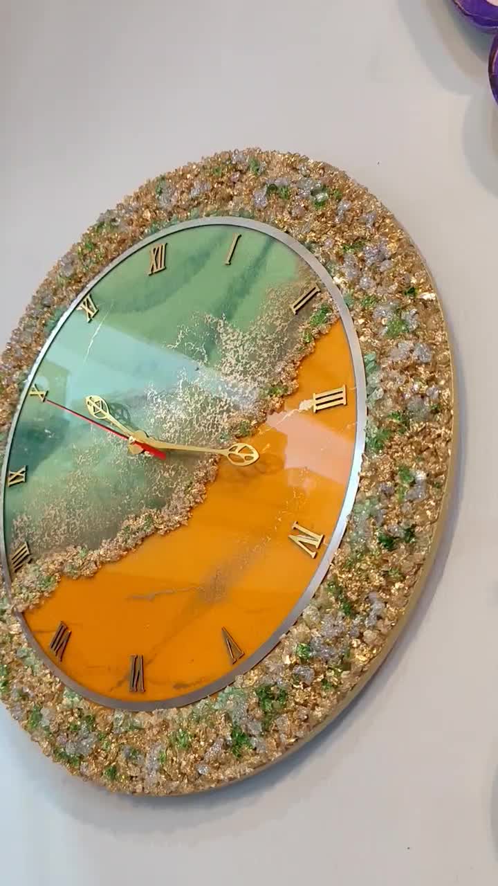 ساعت دیواری سبز و نارنجی|ساعت دیواری و تزئینی|تهران, مجیدیه|دیوار