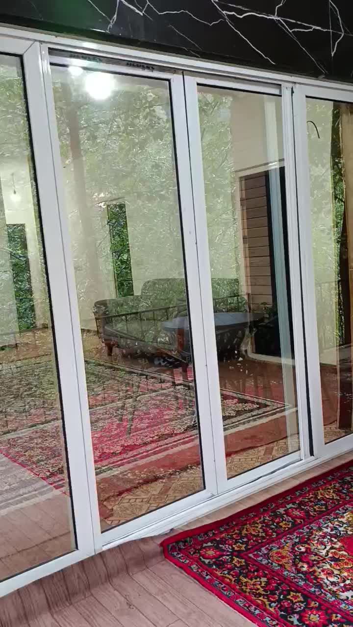 ویلااجاره لب رودخانه دردل جنگل تراس دارویوی دنج|اجارهٔ کوتاهمدت ویلا و باغ|اسالم, |دیوار