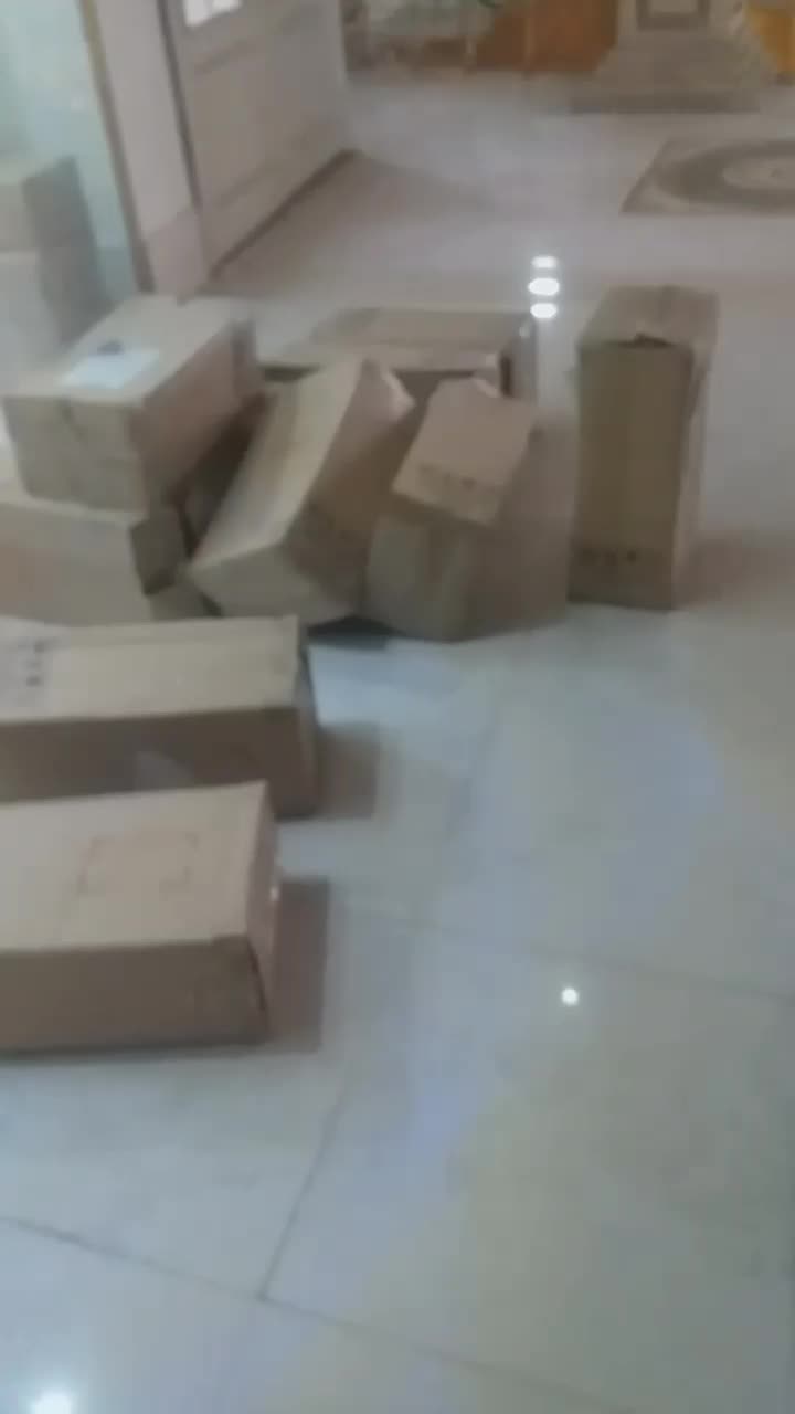 حراجی کاغذ دیواری ساده شاین دار 580هزاری فقط 450|خدمات پیشه و مهارت|جوانرود, |دیوار