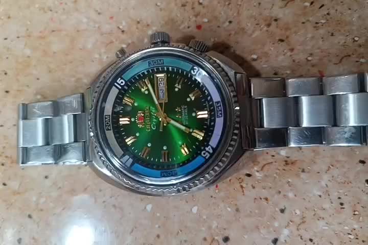 ساعت اورینت|ساعت|سقز, |دیوار