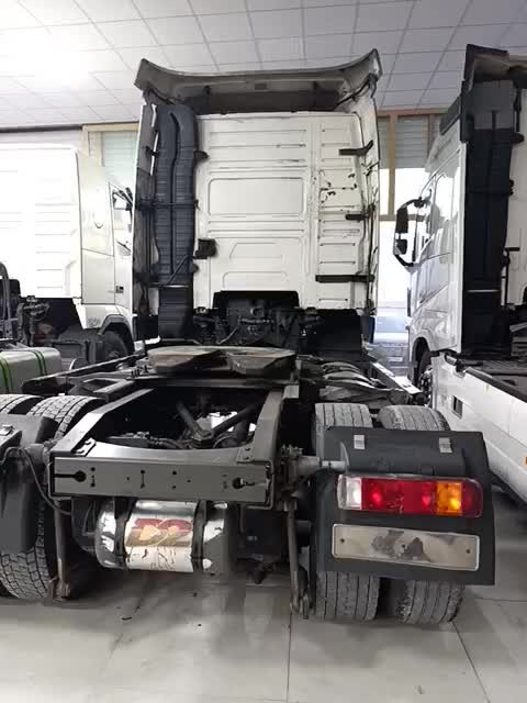 FH12تک چراغ قدیم،اف اچ۱۲ چراغ قدیم|خودرو سنگین|نهاوند, |دیوار