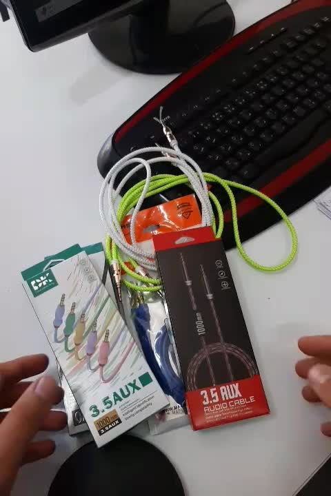 انواع کابل aux از ۱ متر تا ۳ متر|لوازم جانبی موبایل و تبلت|مبارکه, |دیوار