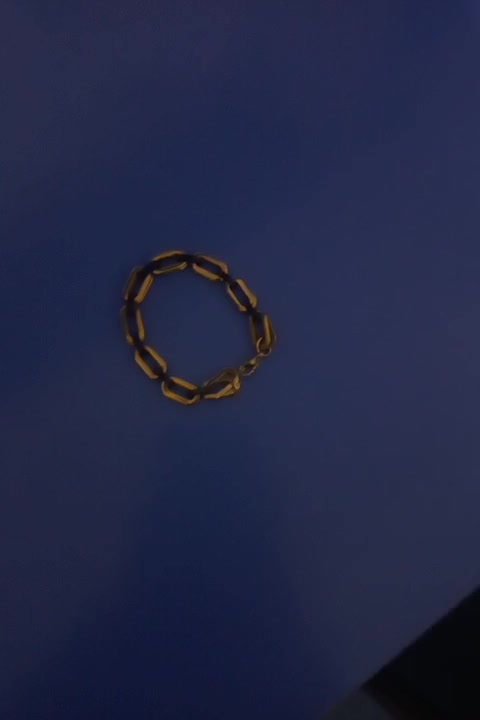 دسبند|بدلیجات|اقبالیه, |دیوار