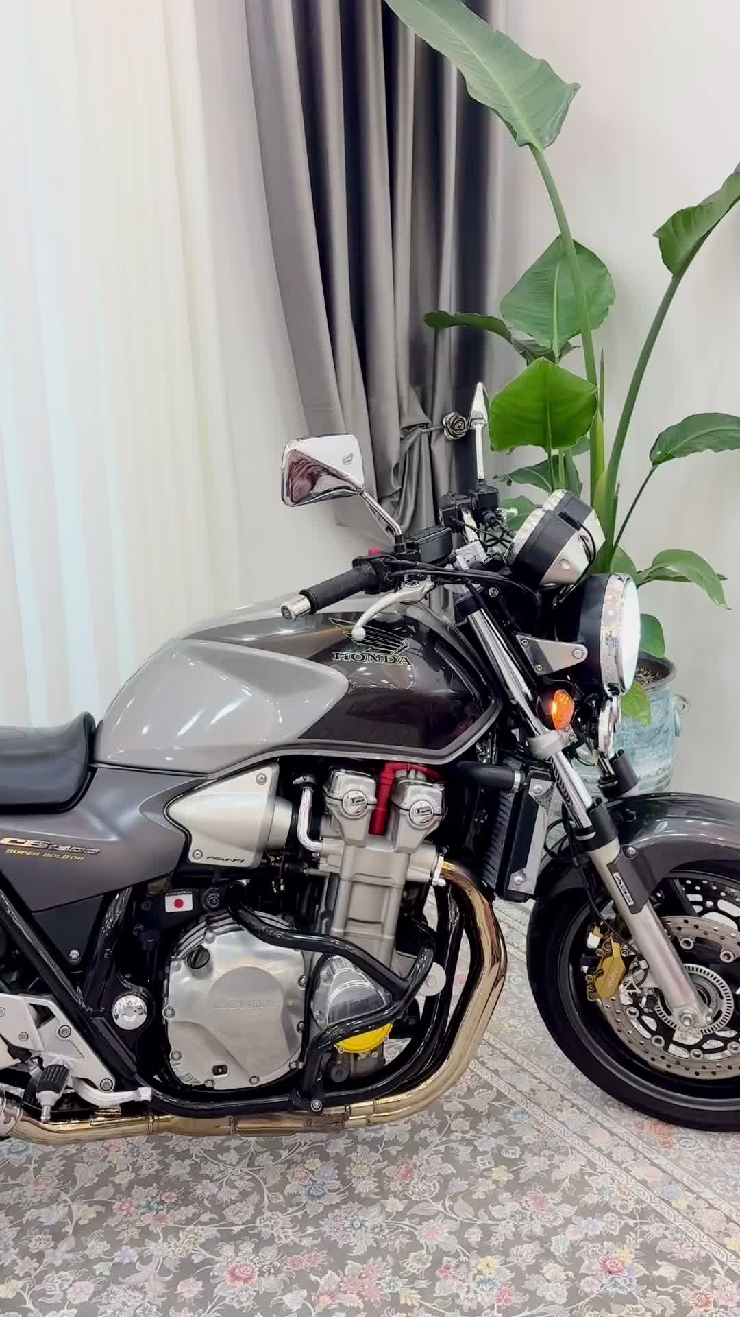 Cb1300|موتورسیکلت|ارم, |دیوار