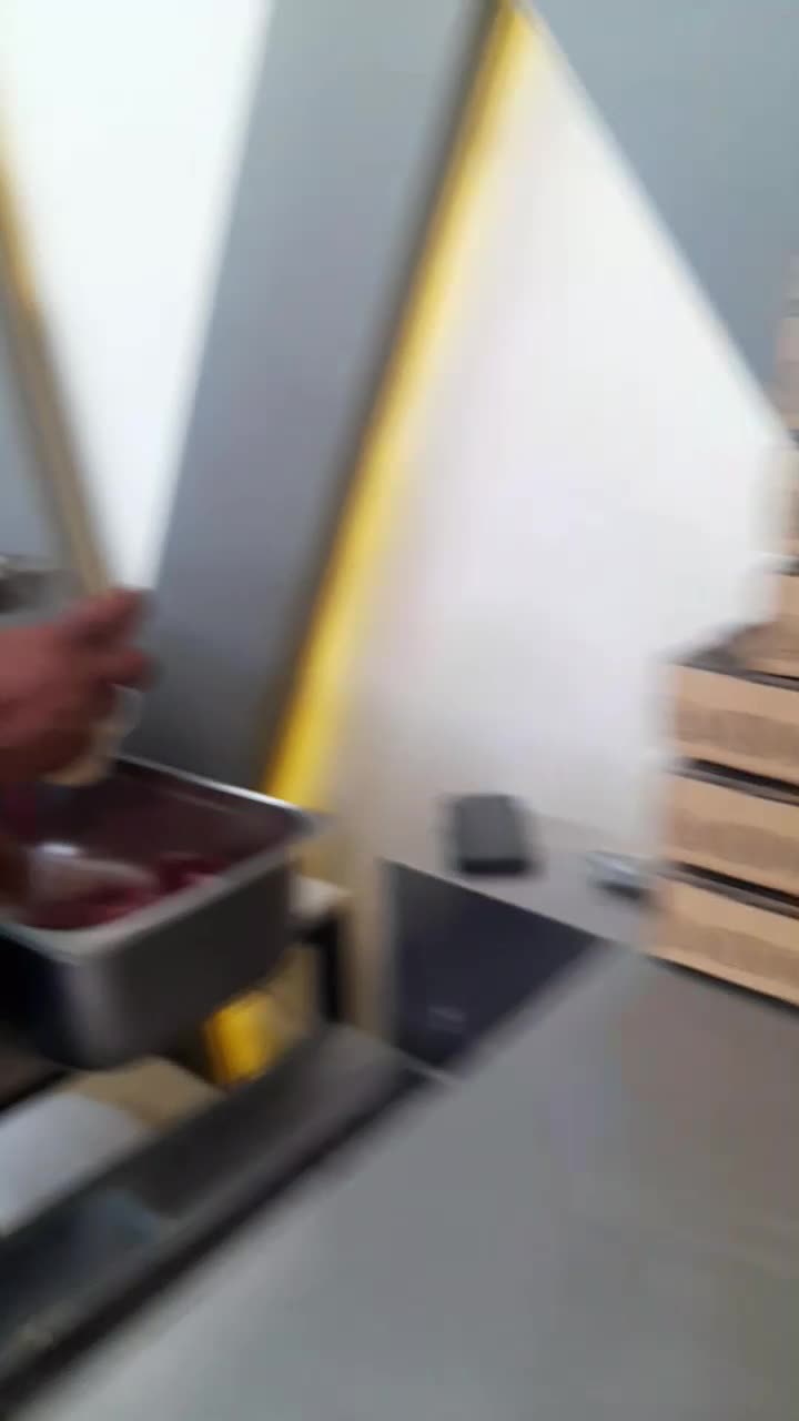 گوشتگوسالهعمدهکشتارگاهکشتارروز چرخ کرده دنبه|عمدهفروشی|کرج, محمد آباد|دیوار