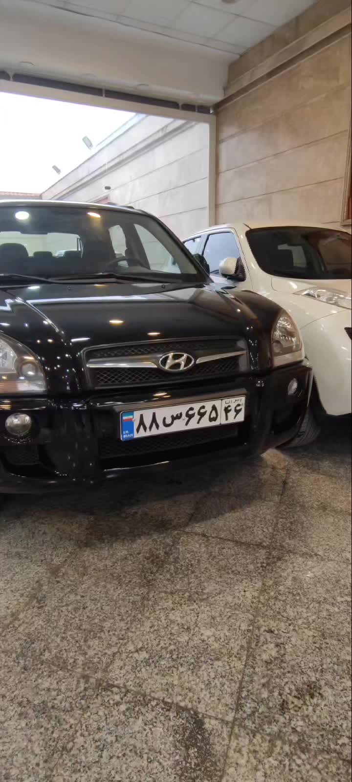 توسان ۲۰۱۰|خودرو سواری و وانت|رشت, نیروی دریایی|دیوار