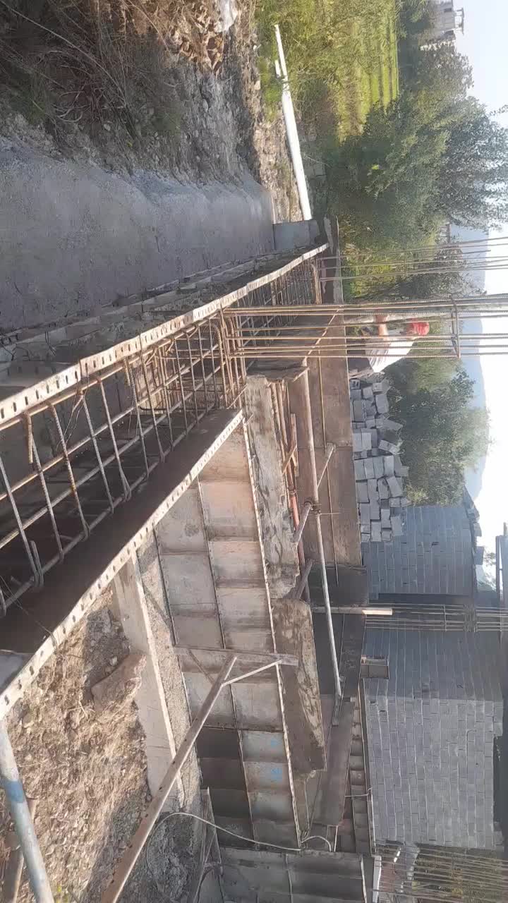 به جند نفر ارماتوربند وکارگرساده نیاز مندیم|استخدام معماری، عمران و ساختمانی|تنکابن, |دیوار